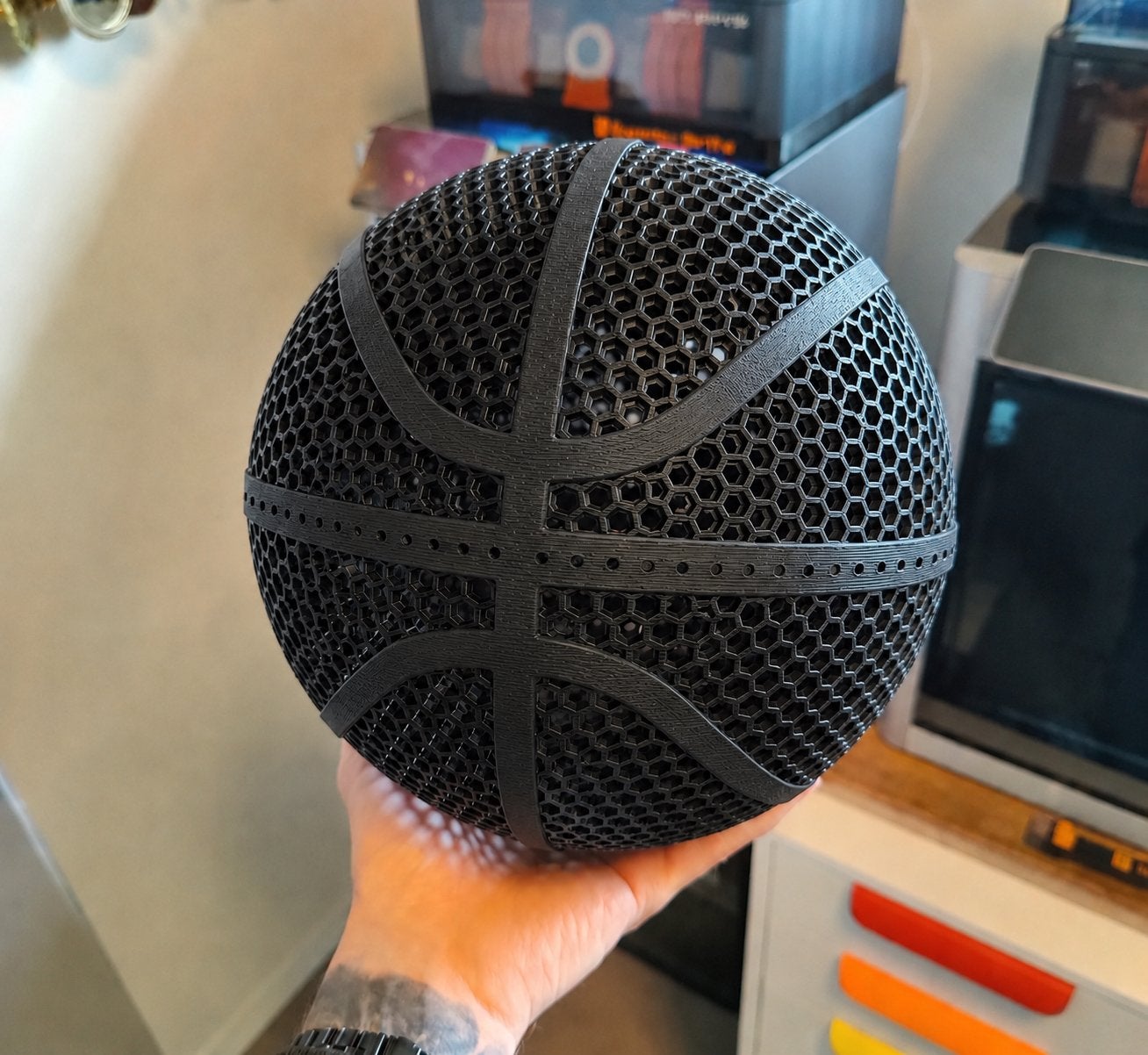 Airless Basketbal - Innovatief 3D-geprint Design, Ophalen of Verzenden, Zo goed als nieuw, Bal
