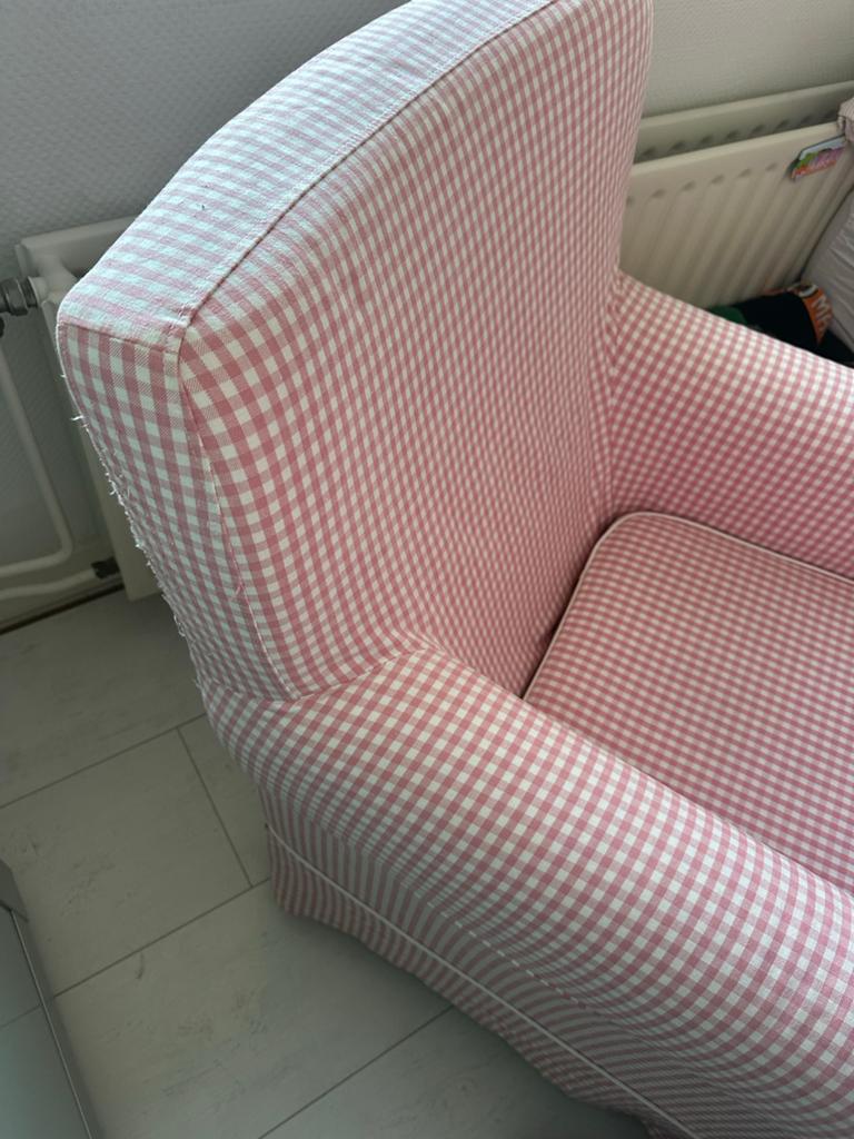 IKEA fauteuil met roze geruite hoes, Huis en Inrichting, Ophalen, Gebruikt, Stof, 75 tot 100 cm