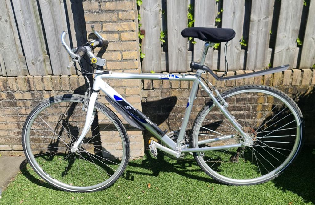Batavus B1 Sylva herenfiets sportfiets
(Opknapper), Fietsen en Brommers, Ophalen, Gebruikt, Velgrem, Versnellingen