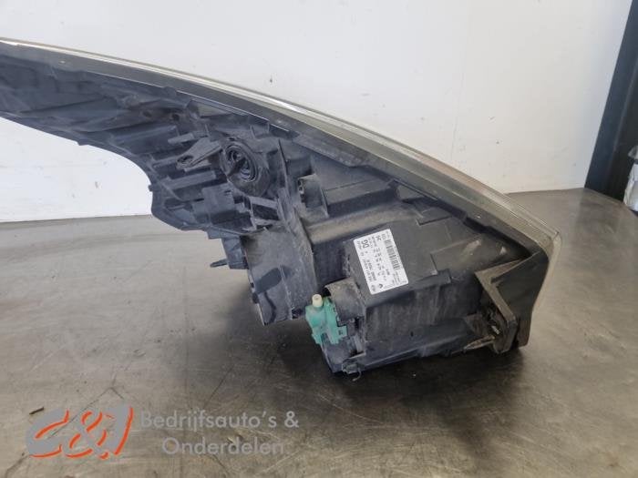 Koplamp links van een Renault Trafic, Gebruikt, -, Renault, -