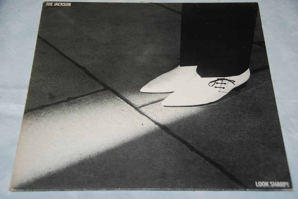 Joe Jackson – Look Sharp! LP Vinyl, Cd's en Dvd's, Vinyl | Rock, Gebruikt, Fotohoes, Poprock, 12 inch, Ophalen of Verzenden