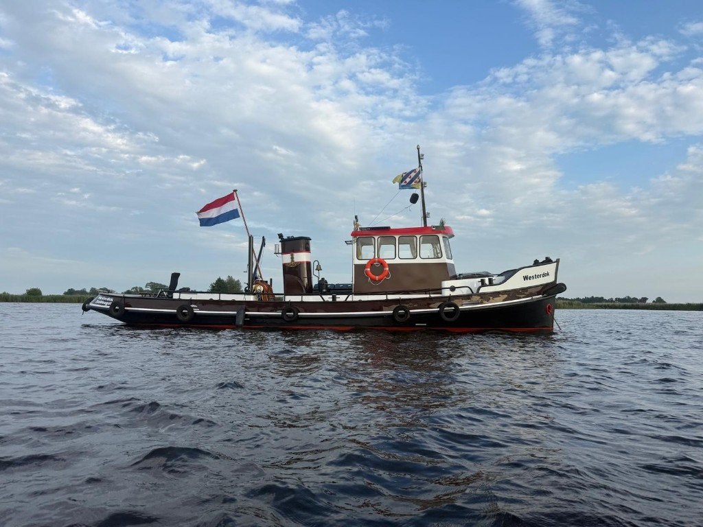 Monumentale Sleepboot Westerdok te koop! Zeer goed onderhoud, Overige merken, Diesel, Walstroom, 4 m