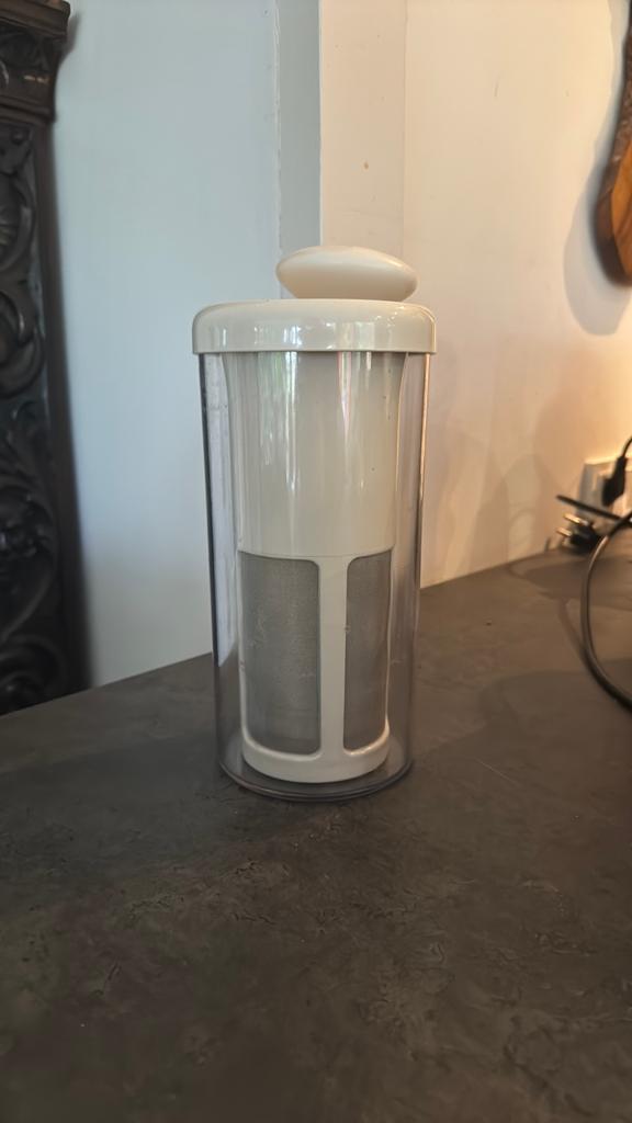 Chufamix notenmelk maker vegan Milker, Overige typen, Verzenden, Kunststof, Zo goed als nieuw