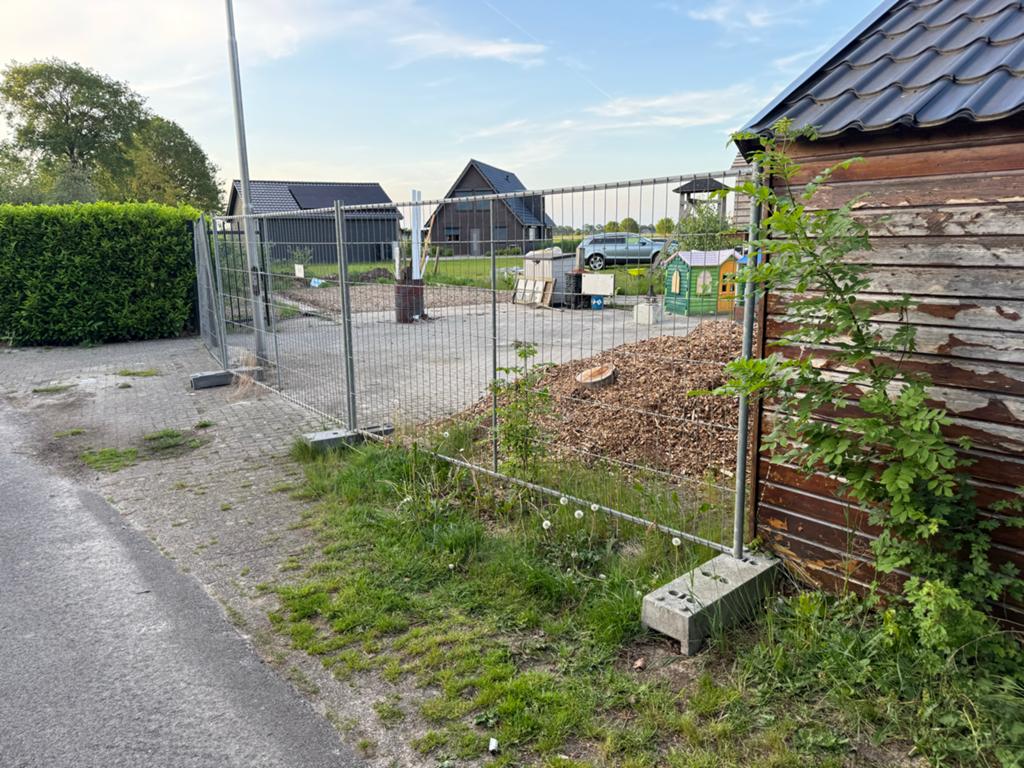 Bouwhekken met voet en klem - 12 stuks, Ophalen, Gebruikt, Overige typen, Minder dan 2 meter