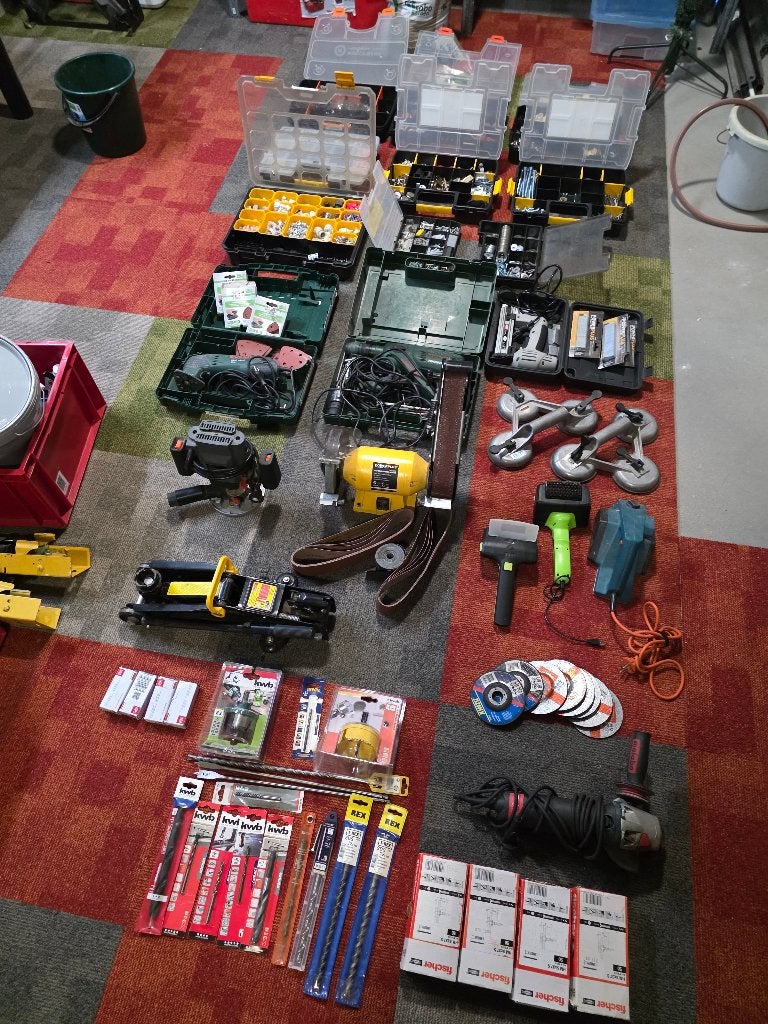 gereedschap met toebehoren, Ophalen, Gebruikt