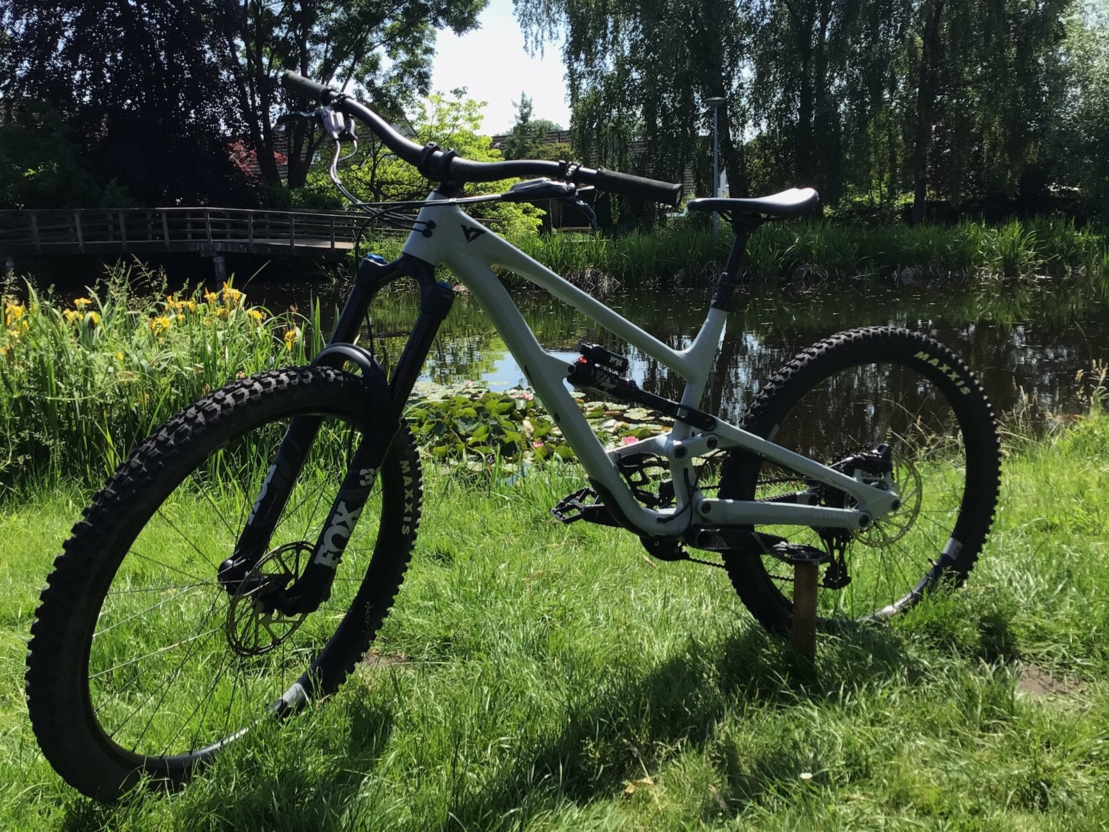 YT Capra MX core 2 uit 2022 maat L, Fully, Ophalen of Verzenden, Zo goed als nieuw, Overige merken