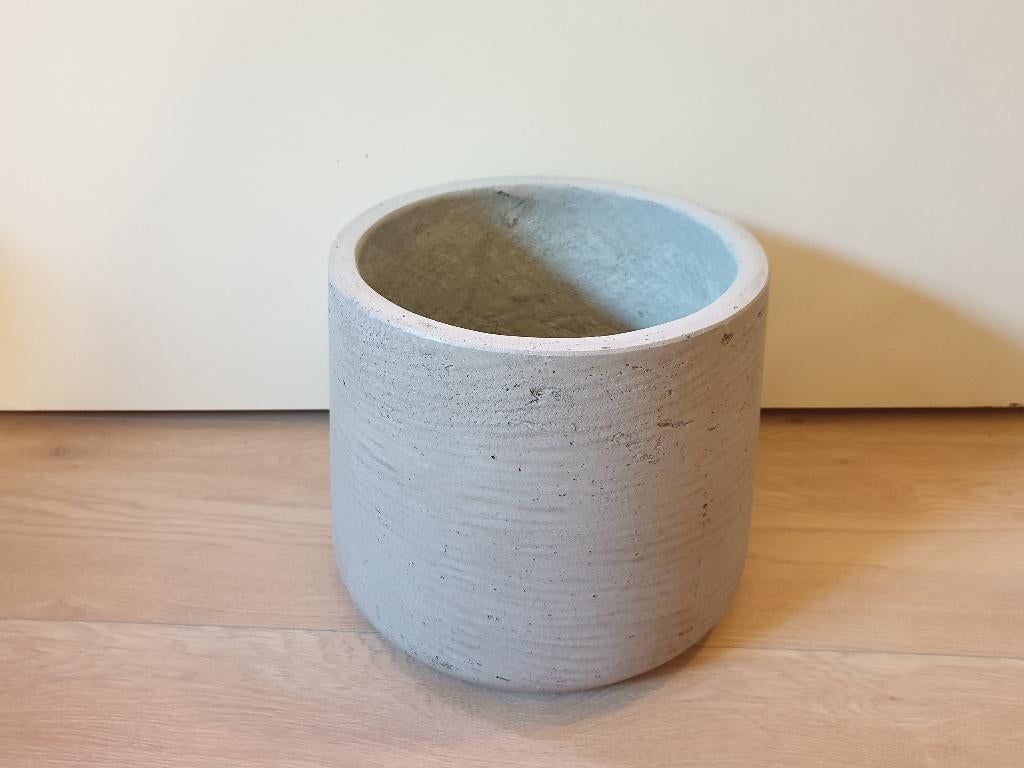 Bloempot, pottery pots rough collection, binnen of buiten, Tuin en Terras, Bloempotten, Overige materialen, Rond, Ophalen of Verzenden