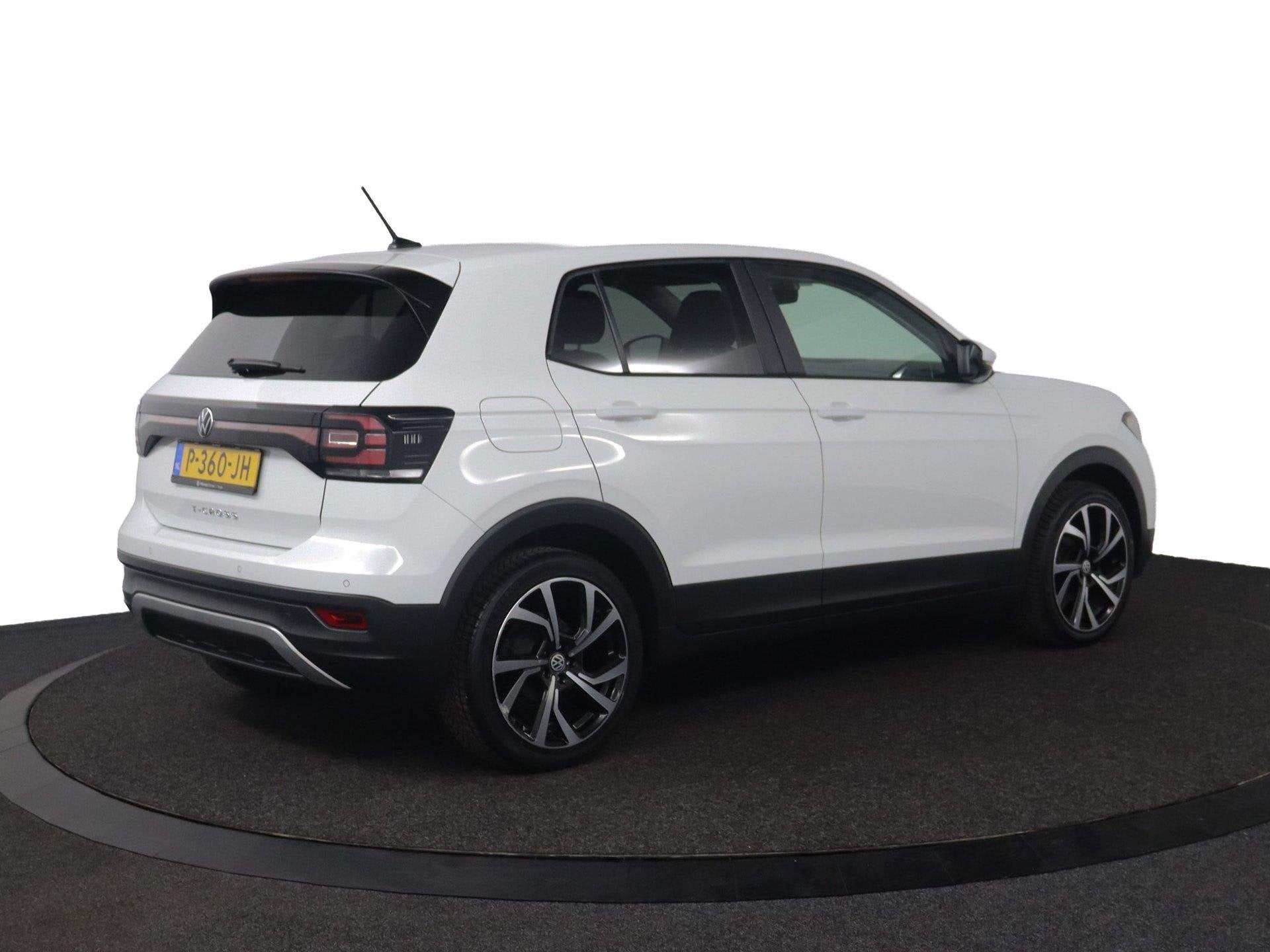 Volkswagen T-Cross 1.0 TSI |BTW|Stoelverwarming|Carplay|ACC, Voorwielaandrijving, Gebruikt, Euro 6, 95 pk