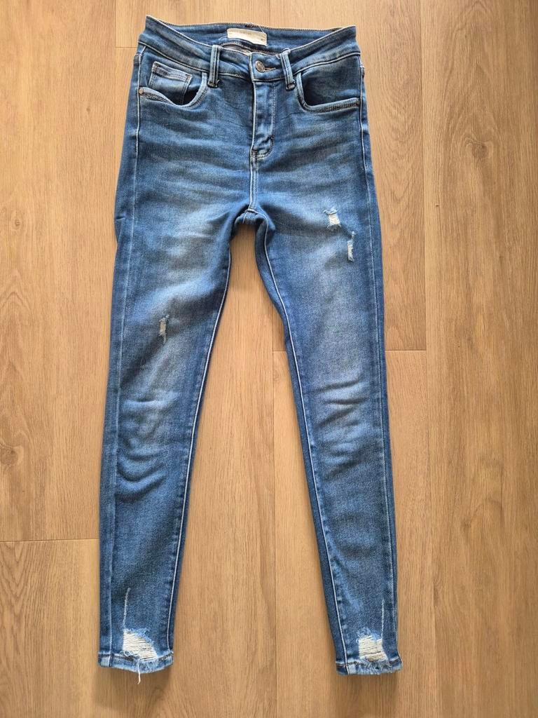 Hello Miss blauwe skinny spijkerbroek, maat S, Blauw, Ophalen of Verzenden, Zo goed als nieuw, W27 (confectie 34) of kleiner