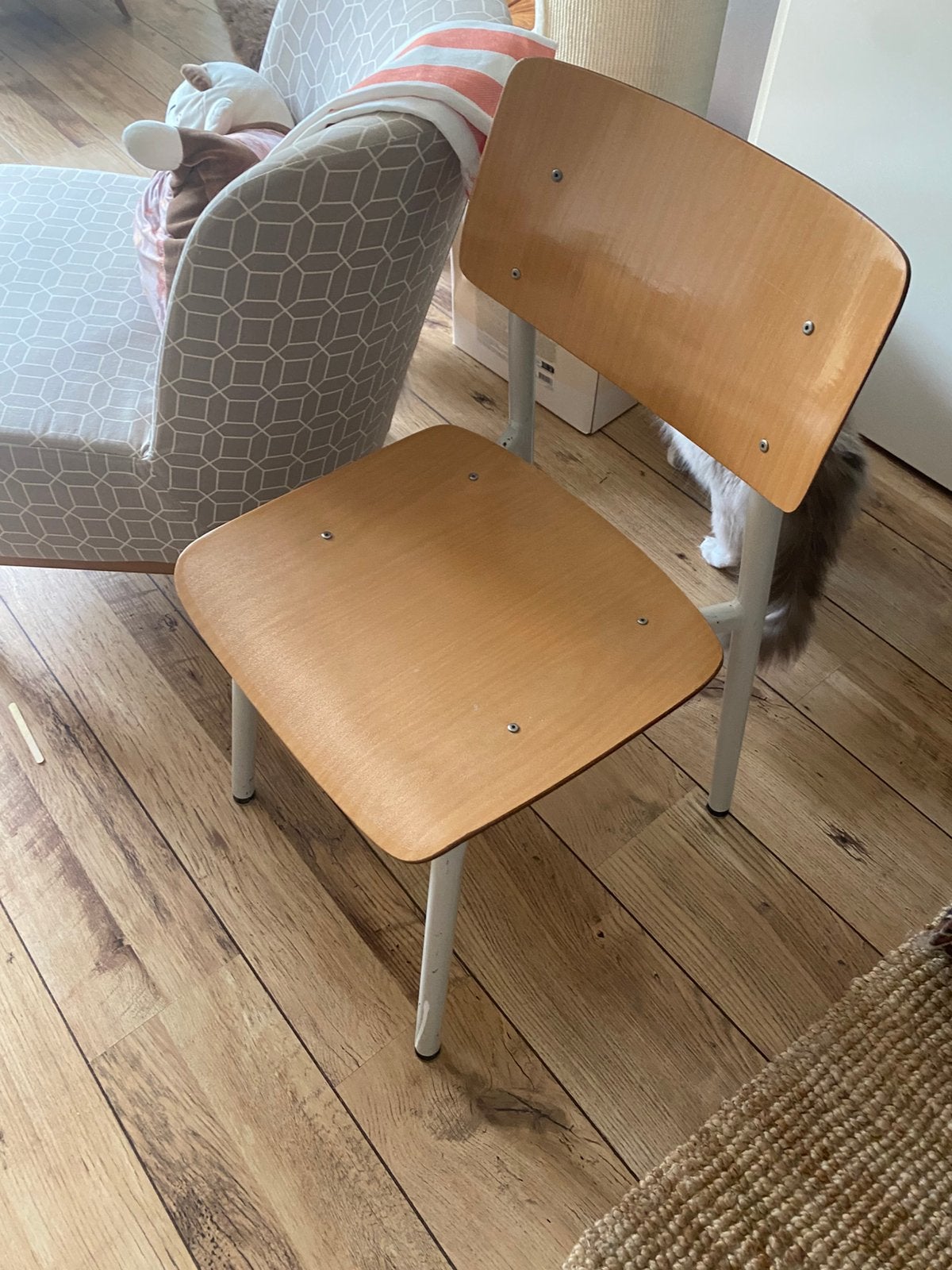 Vintage school stoel., Huis en Inrichting, Stoelen, Ophalen, Zo goed als nieuw, Bruin, Eén