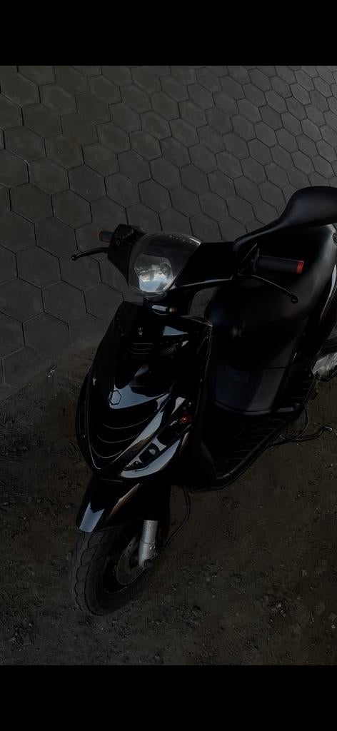 Piaggio Zip 4t 50cc (ook te ruil tegen 2t met bijbetaling), Fietsen en Brommers, Scooters | Piaggio, Gebruikt, Zip, Maximaal 45 km/u