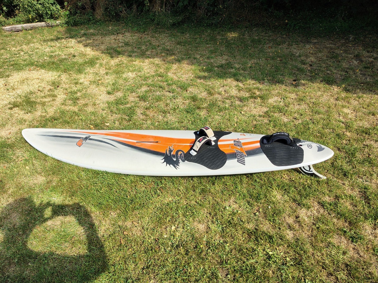 F2 Max2Air 90L bump/jump board, Watersport en Boten, Windsurfen, Gebruikt, Minder dan 250 cm, F2, Plank