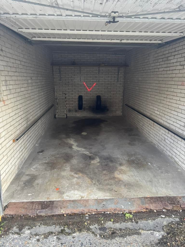Garagebox / garage / opslag Diemen
