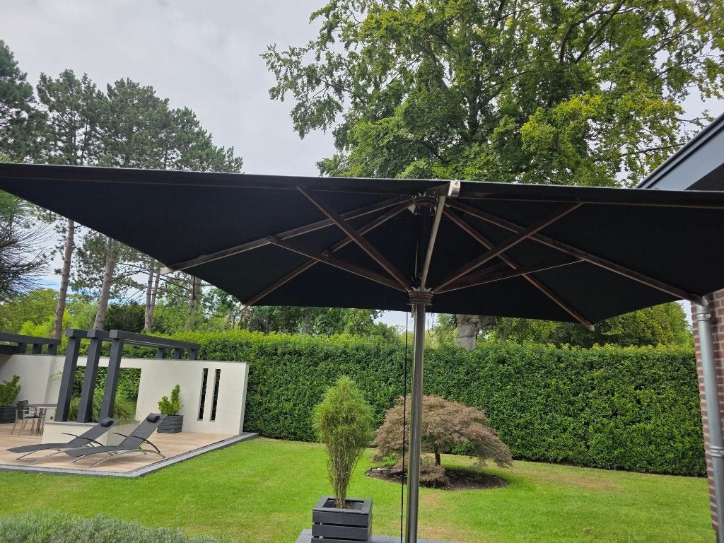 Royal Botania Shady Parasol 300300 cm, Ophalen, Zo goed als nieuw, 3 tot 4 meter, Waterdicht
