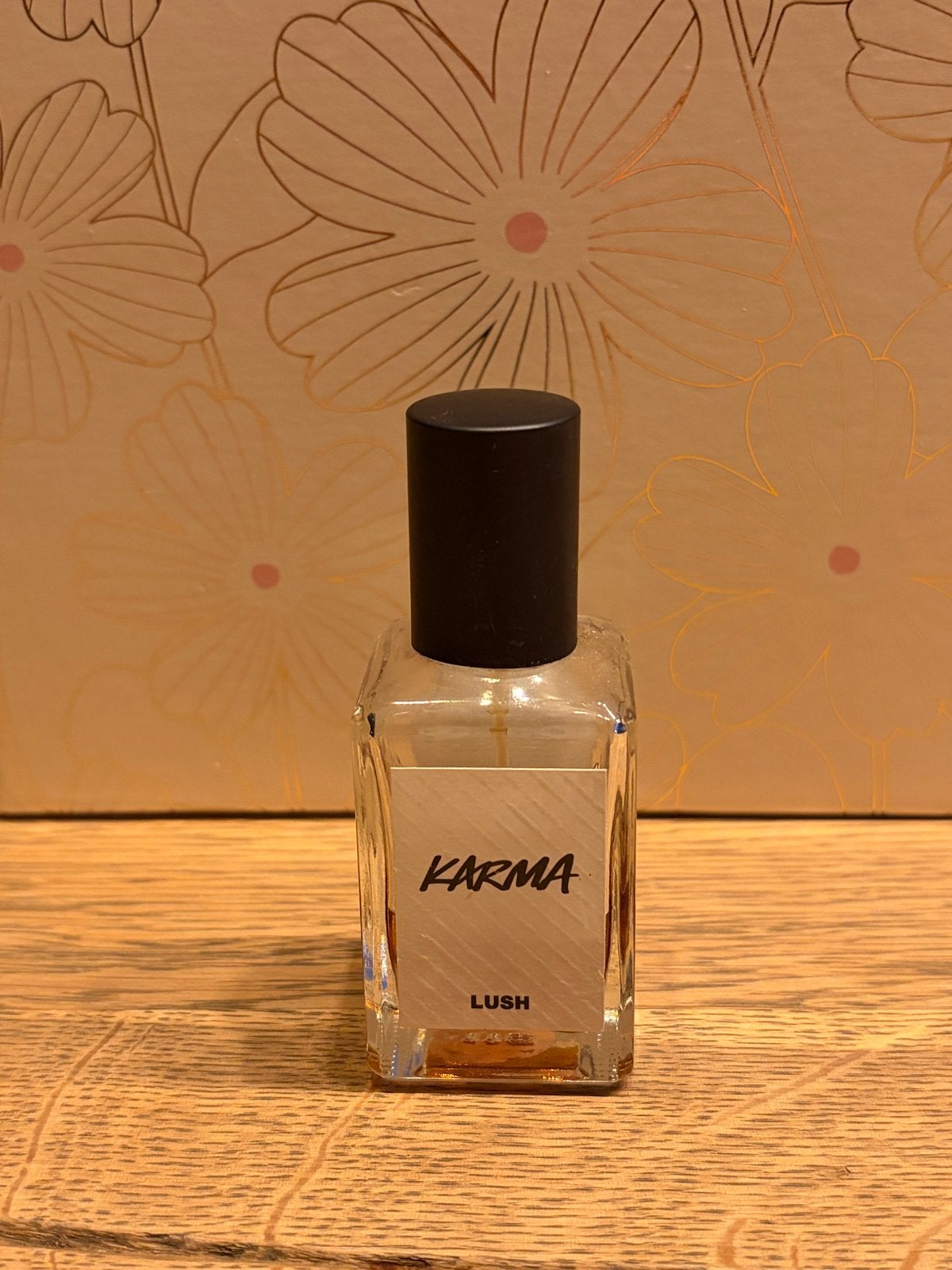 Lush Karma Parfum, Ophalen of Verzenden, Gebruikt