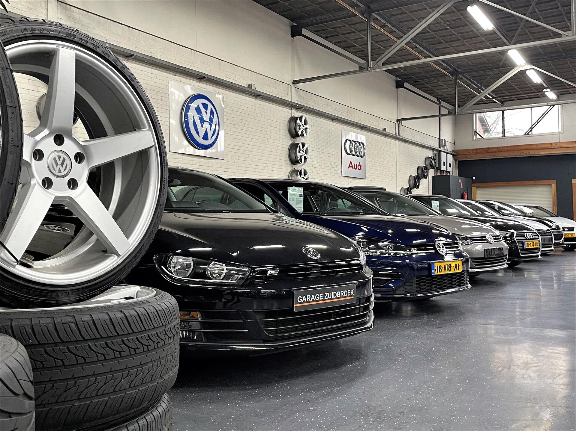Foto 29 van Volkswagen Golf 1.4 TSI 122PK Carplay | Maxtonn | 19'' sport