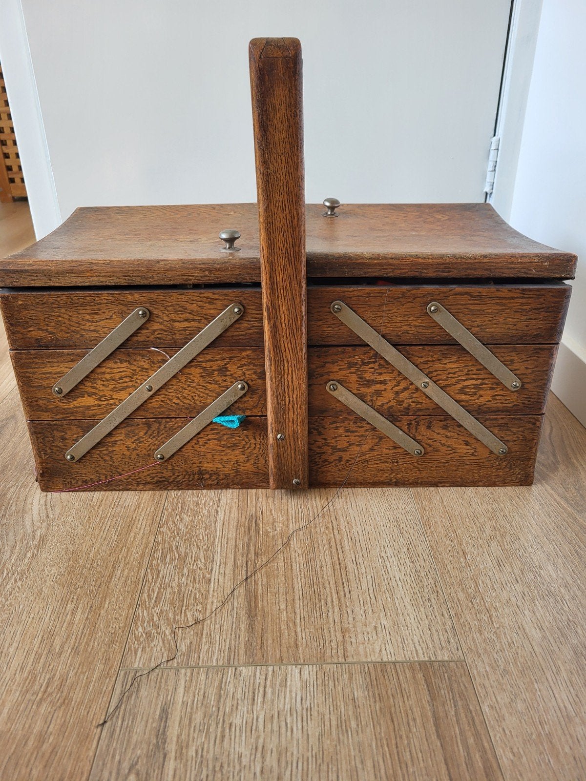 Vintage Naaikistje van Hout - Jaren '40, Antiek en Kunst, Ophalen