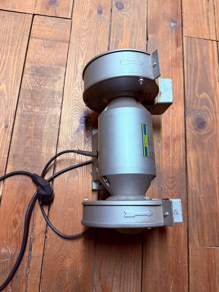Kinzo Slijpmachine - Werkbankslijpmachine 200W, Doe-het-zelf en Verbouw, Ophalen, Gebruikt, Minder dan 700 watt, Werkbankslijpmachine