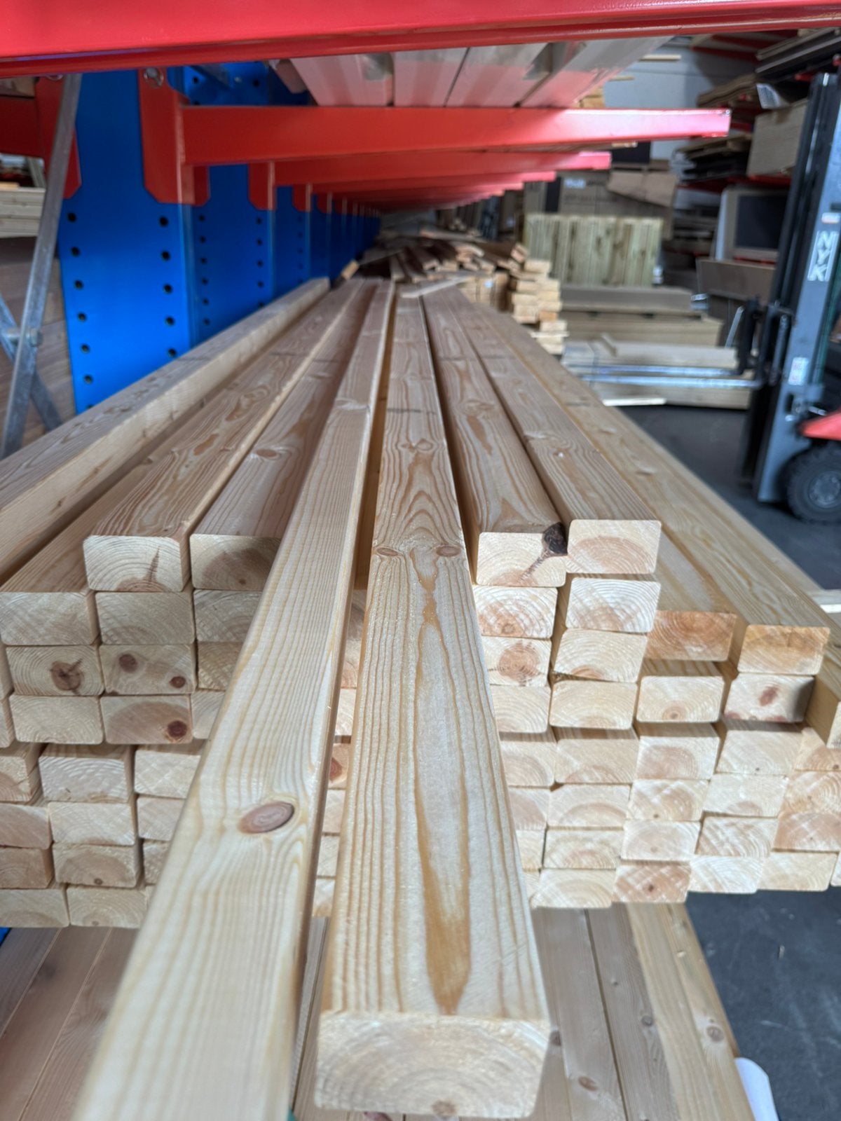 Grenen 50x75 (44x69) 270 en 300cm/prijs per meter, Ophalen, Nieuw, 250 cm of meer, Balken