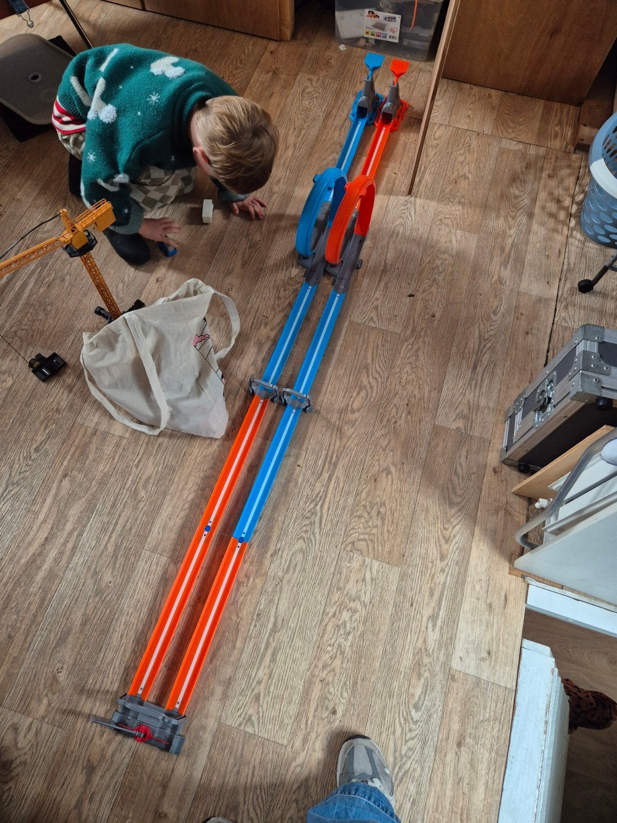 Hot Wheels Racebaan met dubbele looping, Kinderen en Baby's, Ophalen, Hot Wheels, Racebaan, Gebruikt