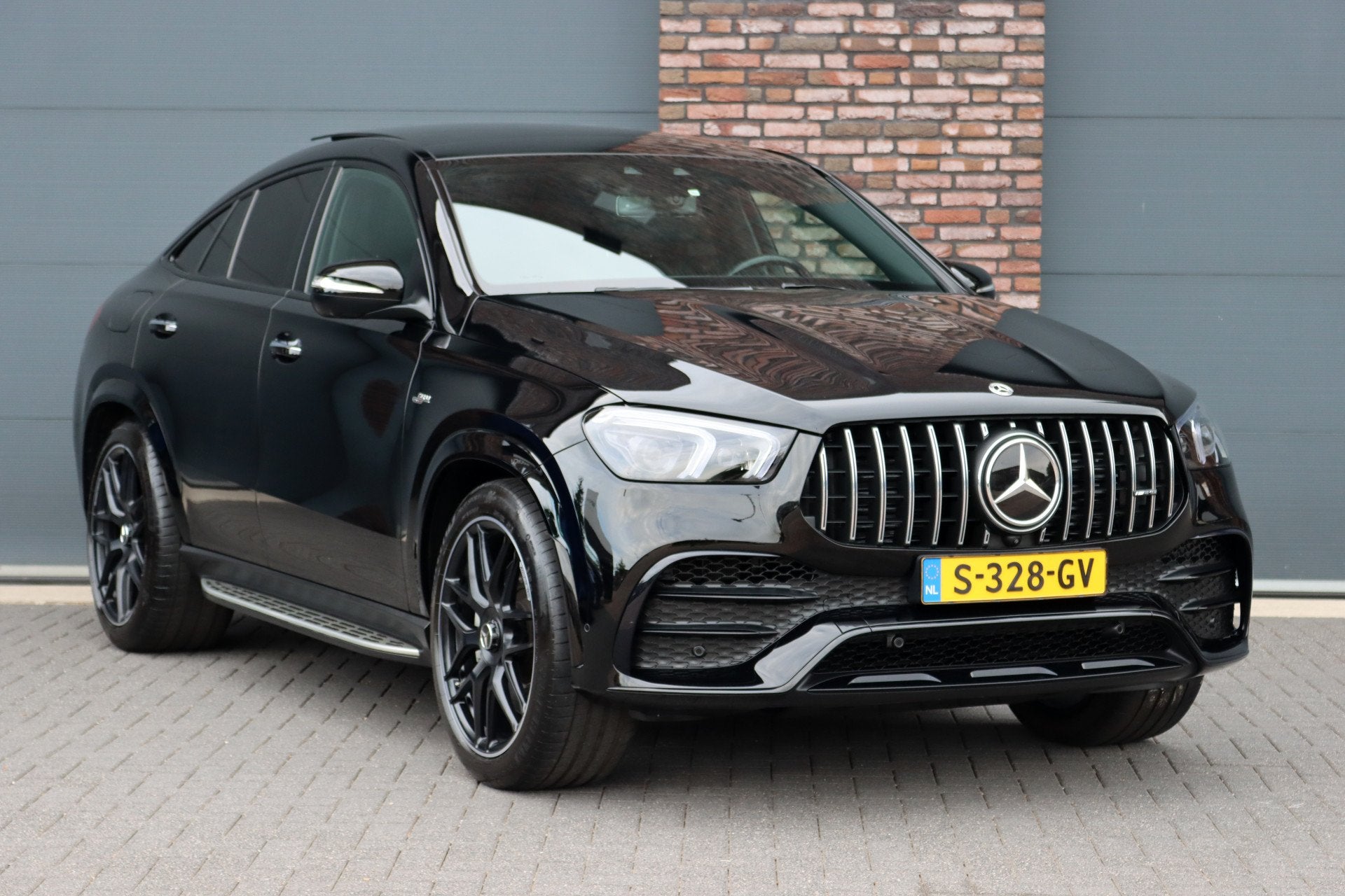 Mercedes-Benz GLE Coupé AMG 53 4MATIC+ | Luchtvering | Dist, Auto's, Dealer onderhouden, Gebruikt, Zwart, Leder