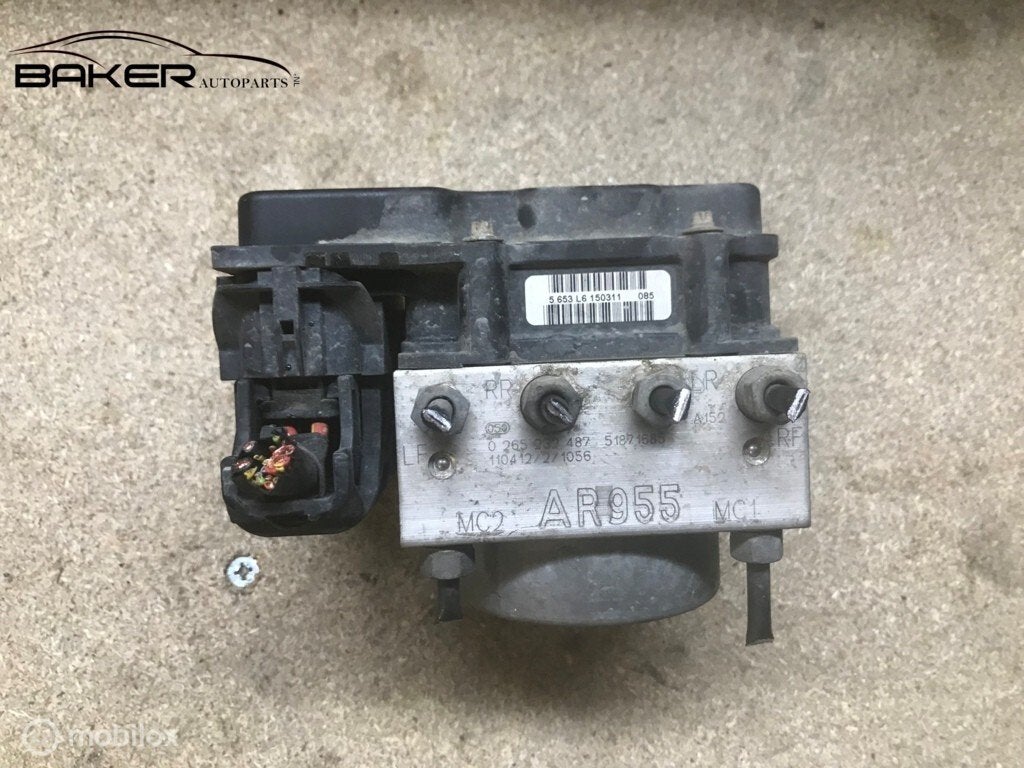 ABS pomp Alfa Romeo MiTo ('08-'18) 0265801055, Gebruikt, Ophalen of Verzenden, Alfa Romeo, Alfa Romeo