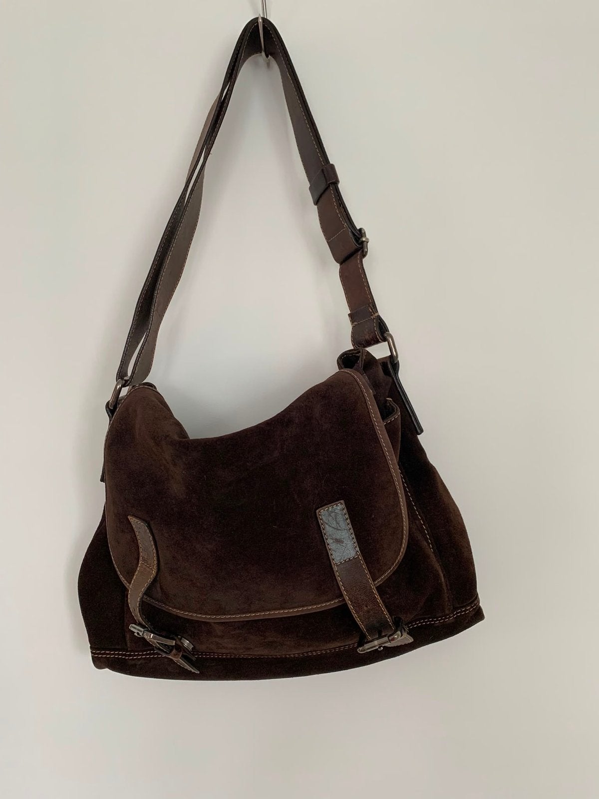 Donkerbruine suede schoudertas, Gebruikt, Bruin, Leer, Ophalen