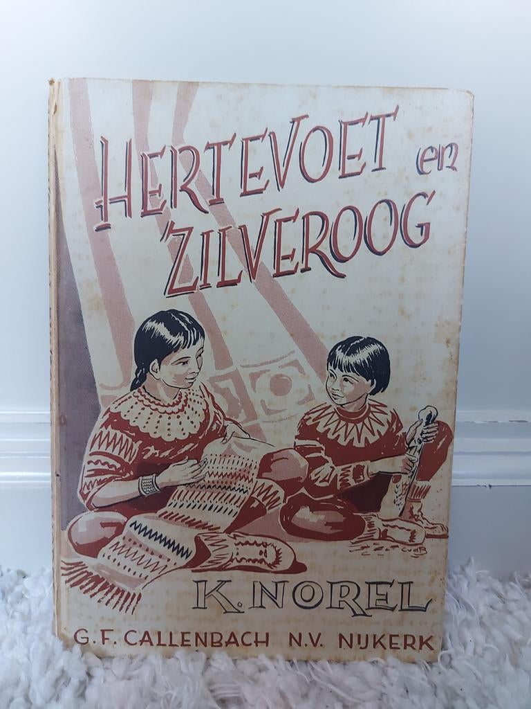 K.Norel - Hertevoet en Zilveroog, Ophalen of Verzenden, Gelezen, K.Norel