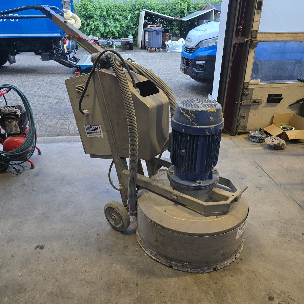 Diamant beton schuurmachine, Gebruikt, Overige typen, Ophalen of Verzenden, 1200 watt of meer
