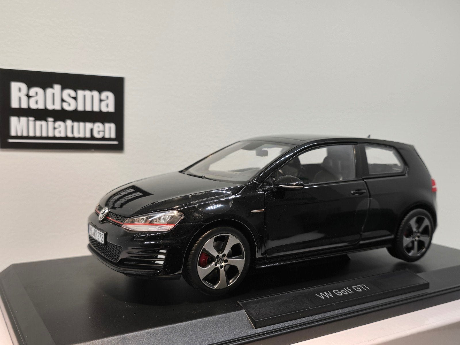 Volkswagen Golf 7 GTI - Zwart - 1:18 Norev, Auto, Nieuw, Norev, Ophalen of Verzenden