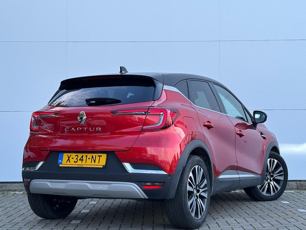 Renault Captur 1.3 mild hybrid 160 iconic | Navigatie | Pano, Gebruikt, Euro 6, 4 cilinders, Automatische klimaatregeling