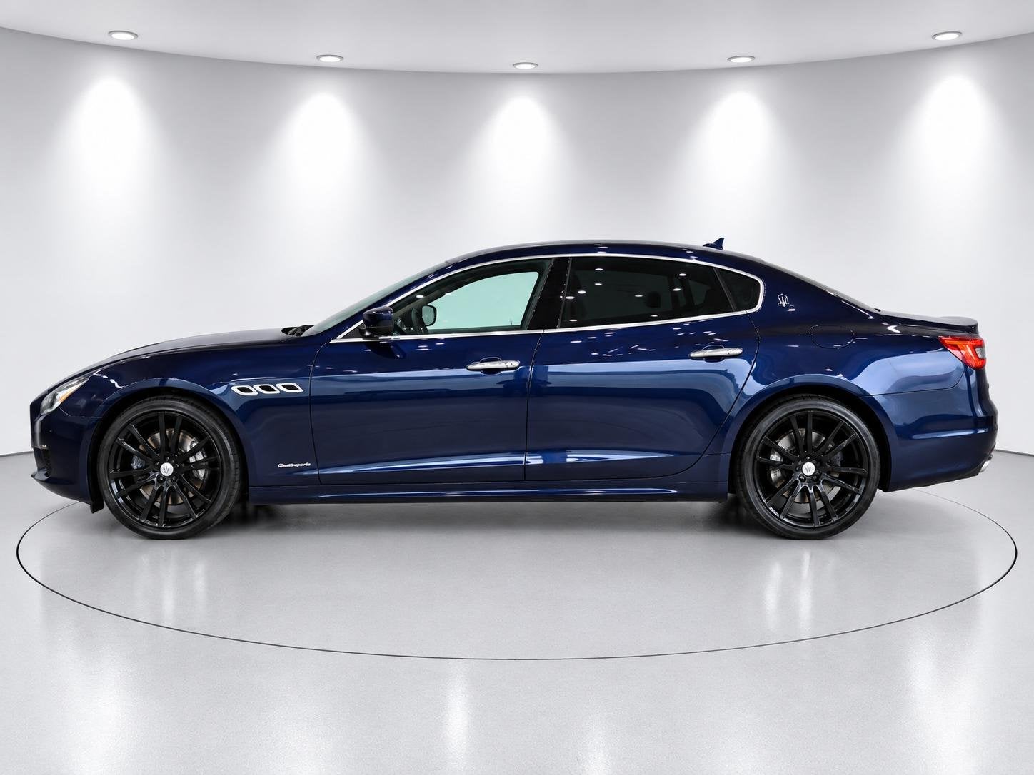 Maserati Quattroporte 3.0 S Q4 GranLusso Panodak 360 Camera, Auto's, Automaat, Dealer onderhouden, Automatische klimaatregeling