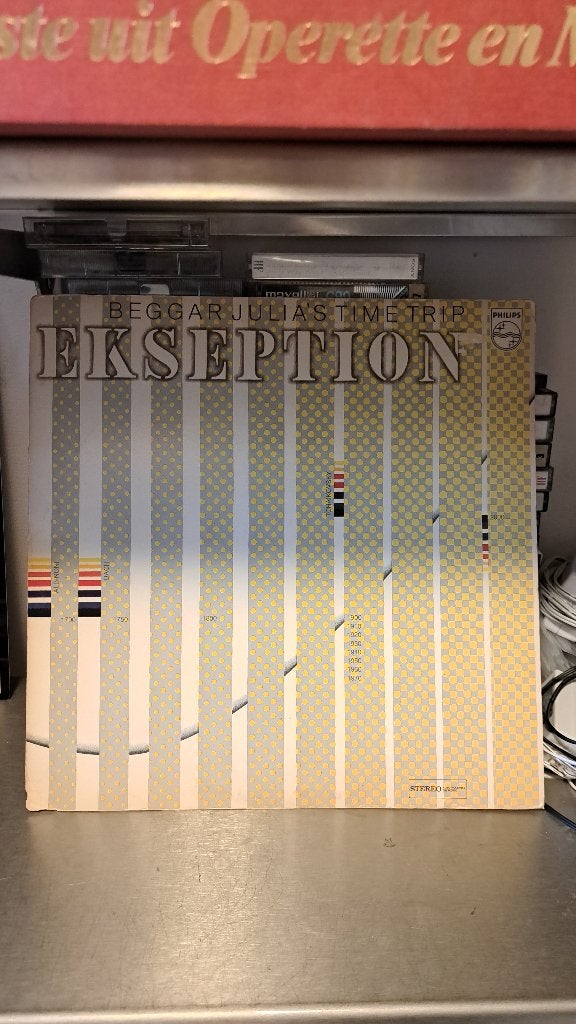 Beggar Julia's time trip-Ekseption (Z271-26), Ophalen of Verzenden, Zo goed als nieuw