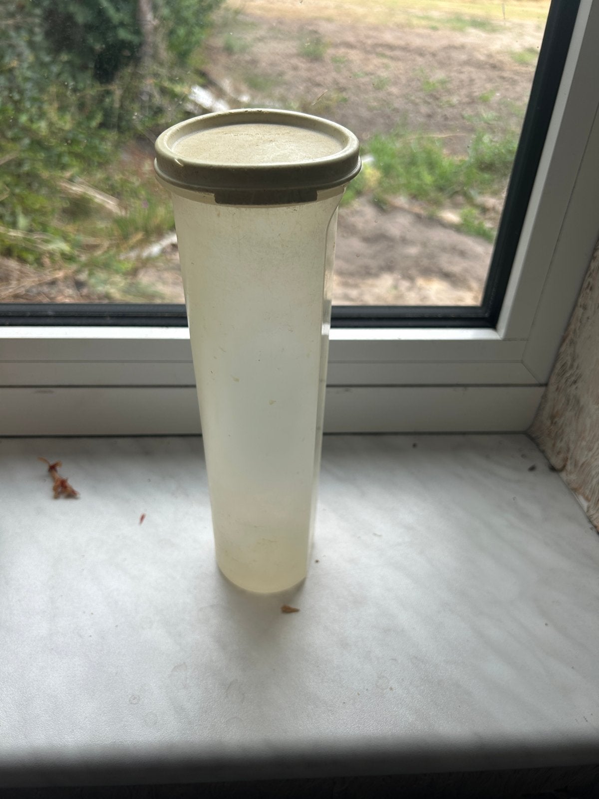 Tupperware Beker, Huis en Inrichting, Keuken | Tupperware, Gebruikt, Beker of Kan, Ophalen of Verzenden, Met deksel