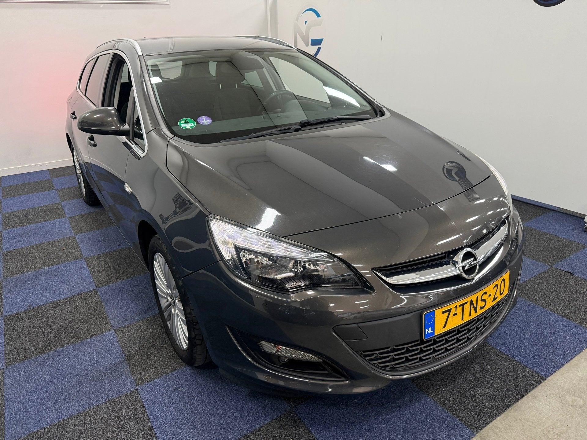 Opel Astra Sports Tourer 1.4 Turbo LPG Design Edition / NETT, Voorwielaandrijving, Gebruikt, 4 cilinders, Origineel Nederlands