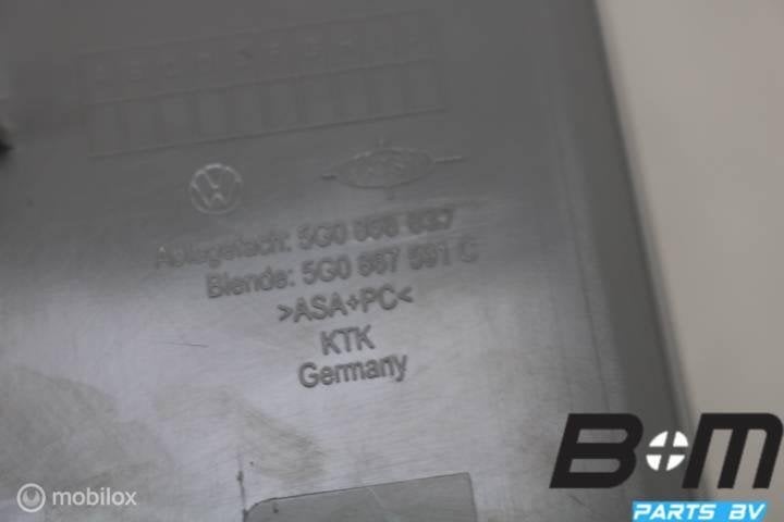 Inbouwframe + brillenvak VW E - Golf 7 5G0868837, Gebruikt