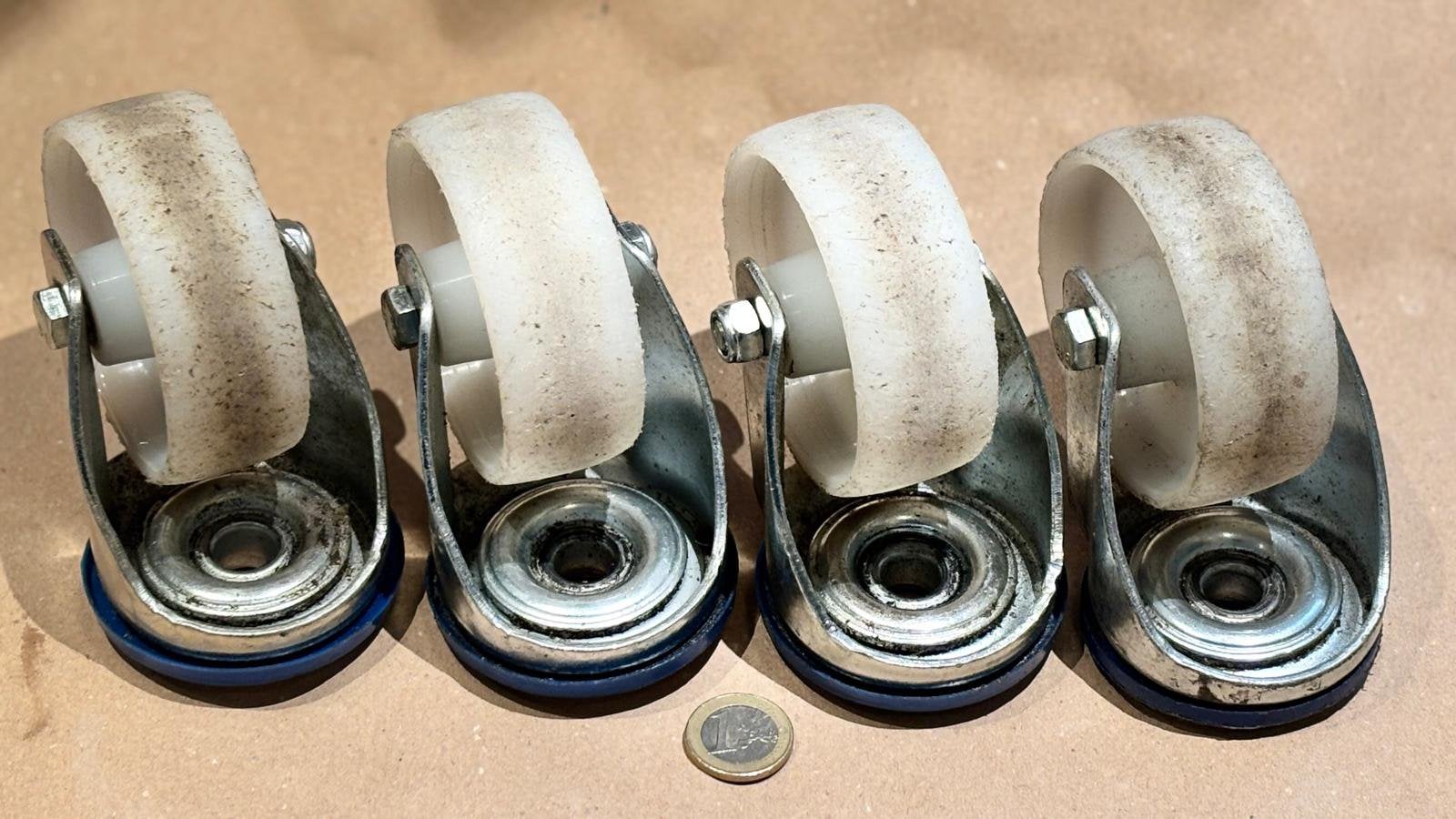 Vier zware zwenk wielen, Ophalen of Verzenden, Zo goed als nieuw