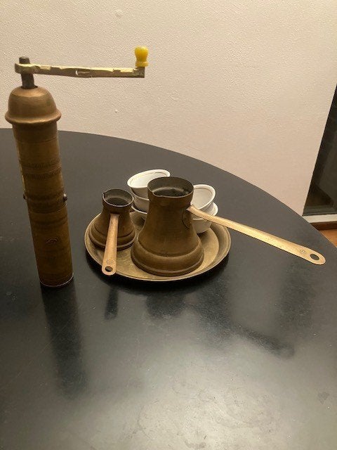 Vintage Joegoslavische koperen koffiemolen en cezve set, Antiek en Kunst, Antiek | Koper en Brons, Ophalen of Verzenden, Koper