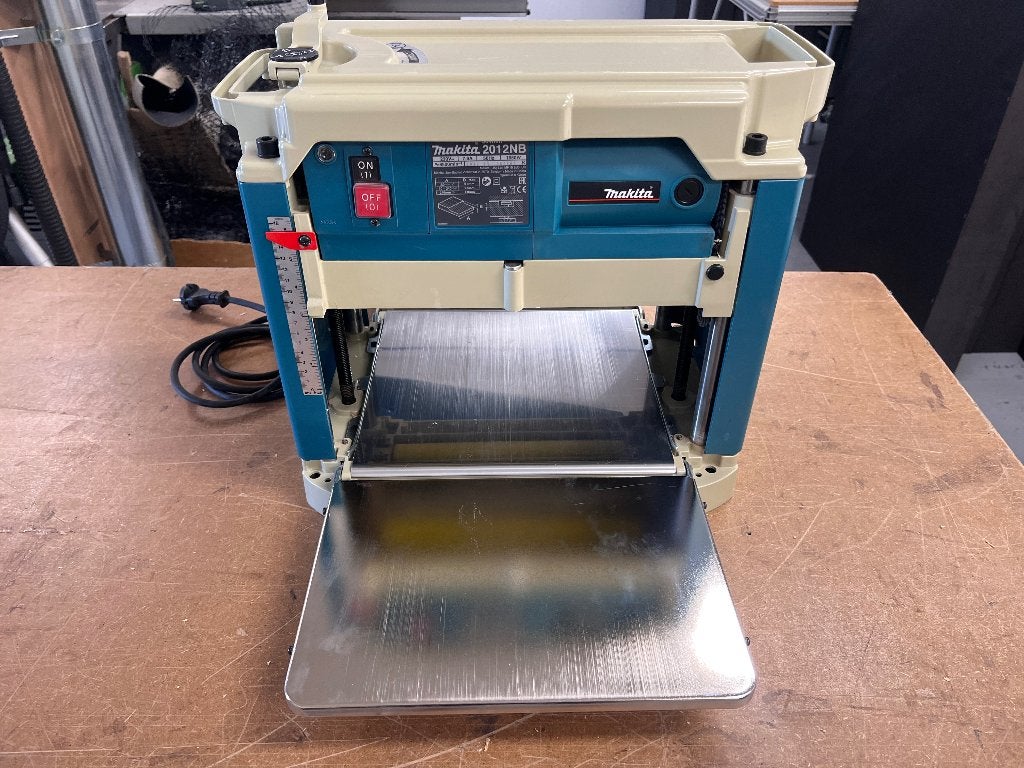 Makita 2012NB Vandiktebank, Ophalen, Zo goed als nieuw, Elektrisch