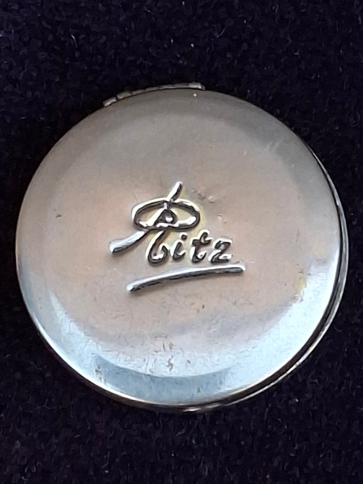 RITZ Hotel. N.Y.  Poederdoos. Ca 1940. 4 cm. * Zie tekst., Ophalen