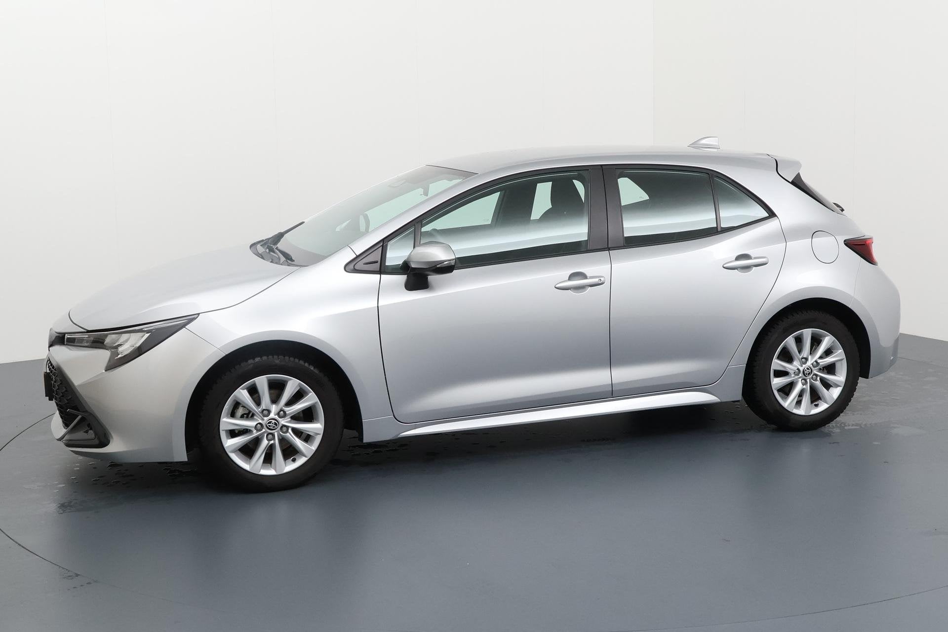 Foto 15 van Toyota Corolla Hybrid 140 Active Stijlvol en zuinig, klaar v