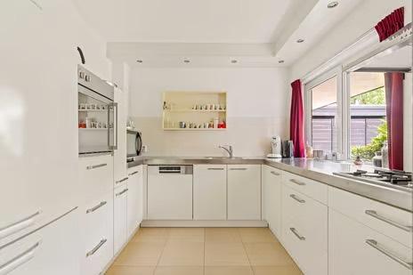 keuken merk Keller al gedemonteerd., Huis en Inrichting, Keuken | Complete keukens, Ophalen, Gebruikt, U-keuken, Wit