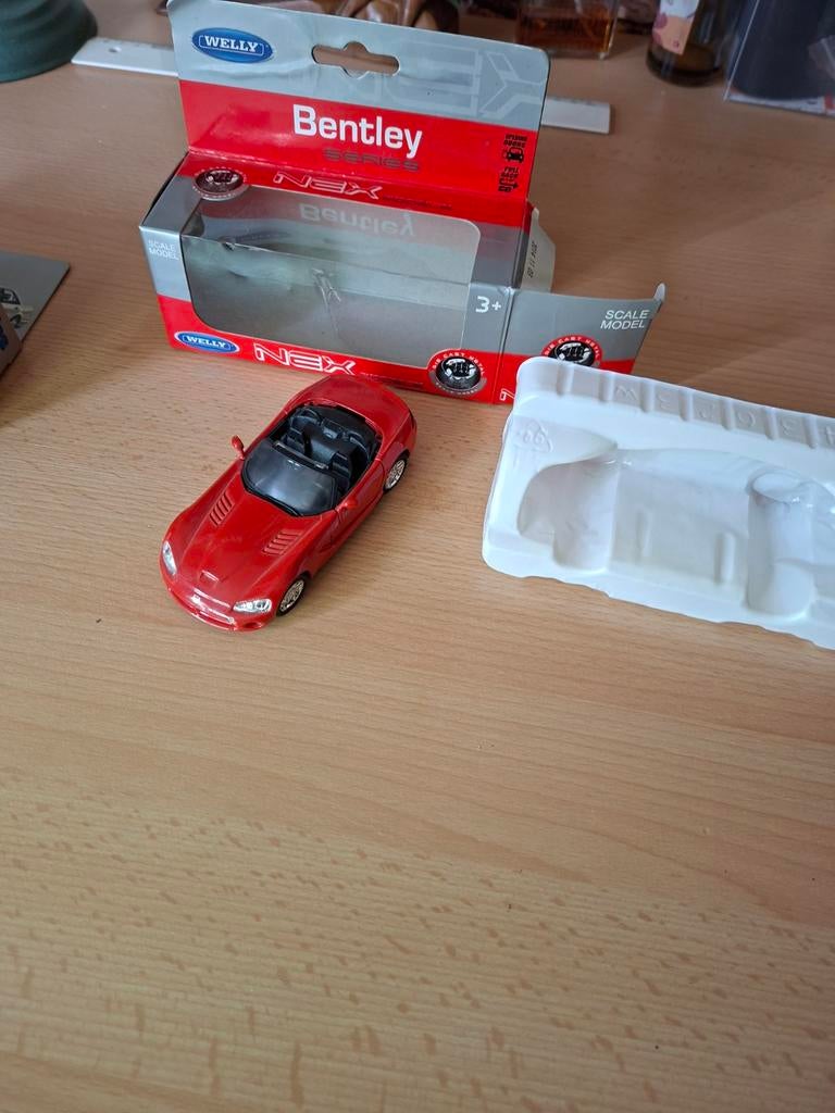 Welly Bentley NEX Schaalmodel Auto Rood - Zo goed als nieuw, Ophalen of Verzenden, Zo goed als nieuw, Auto, Overige merken