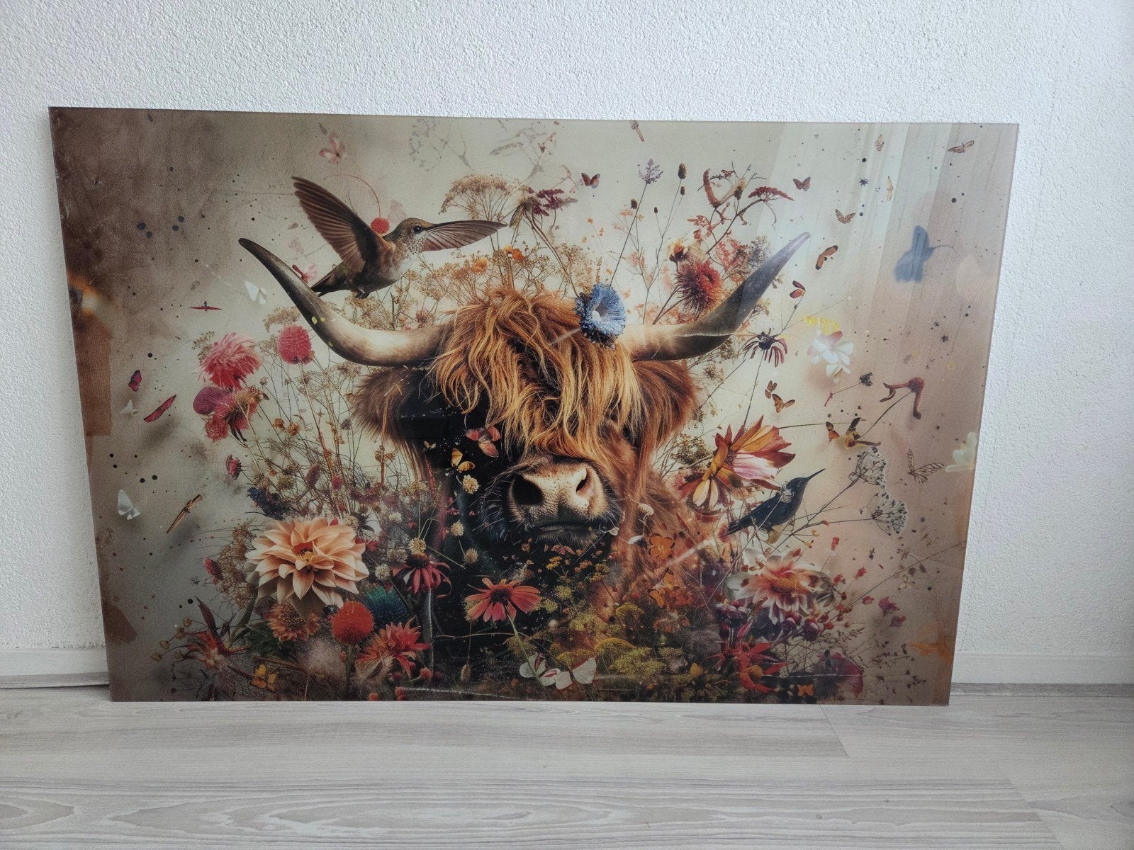 Plexiglas schilderij schotse hooglander in bloemenveld., Huis en Inrichting, Ophalen of Verzenden