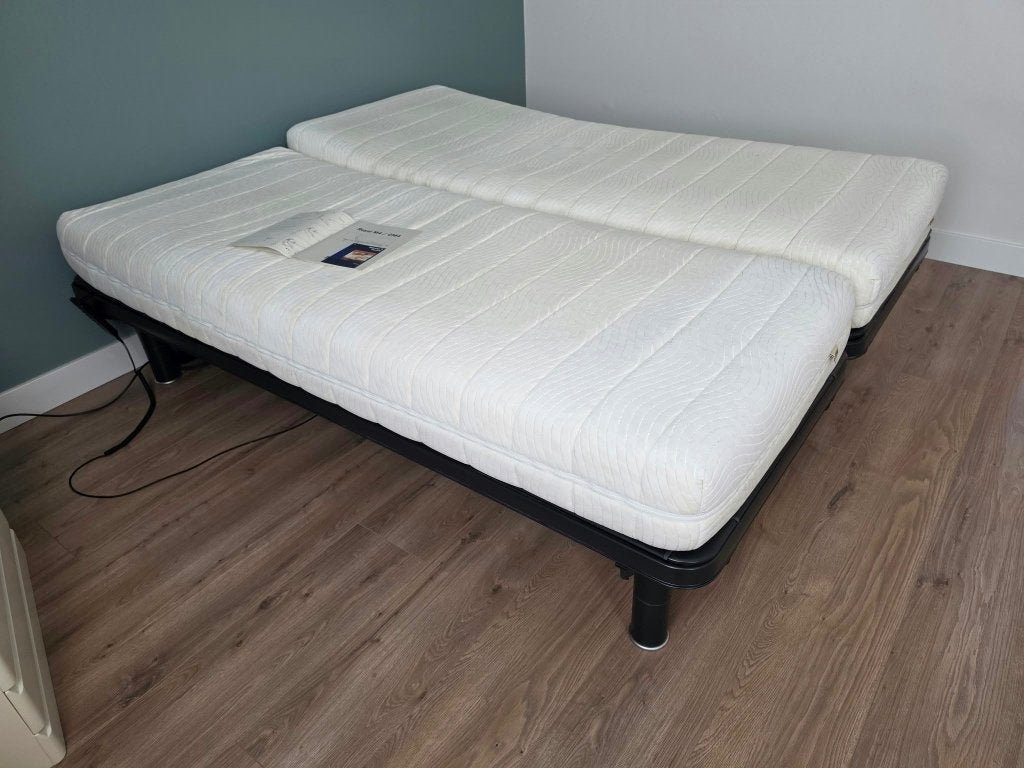 2 elektrische Auping Royal bedden met matrassen – opknapper, Ophalen, Gebruikt, 90 cm, Eenpersoons