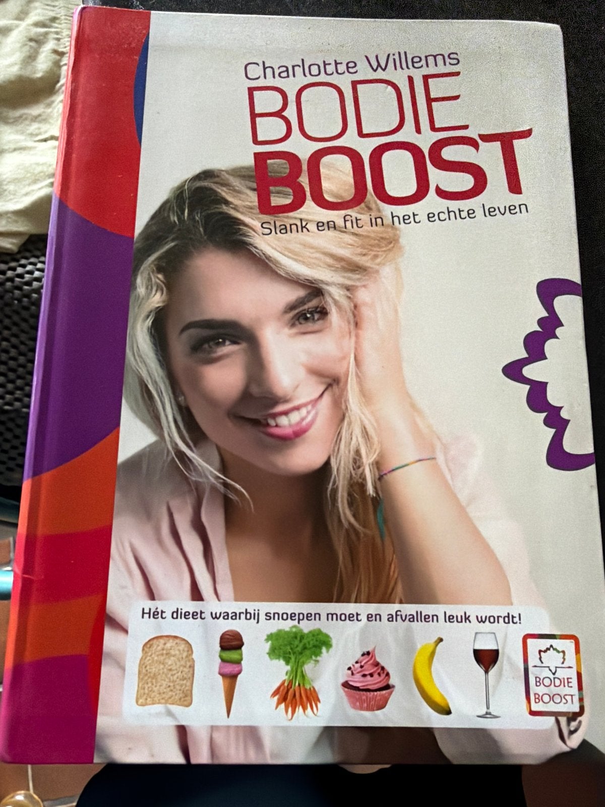 HKB.  Charlotte Willems - Slank en fit in het echte leven, Boeken, Ophalen of Verzenden, Zo goed als nieuw, Charlotte Willems