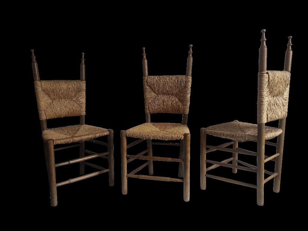 Fantastische vintage Spaanse rush biezen design stoel, Huis en Inrichting, Stoelen, Gebruikt, Drie, Hout, Riet of Rotan, Overige kleuren