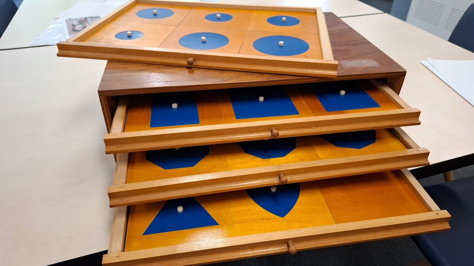 Montessori Geometrische Vormen Ladeblok Educatief Speelgoed, Ophalen of Verzenden, Gebruikt, Puzzelen