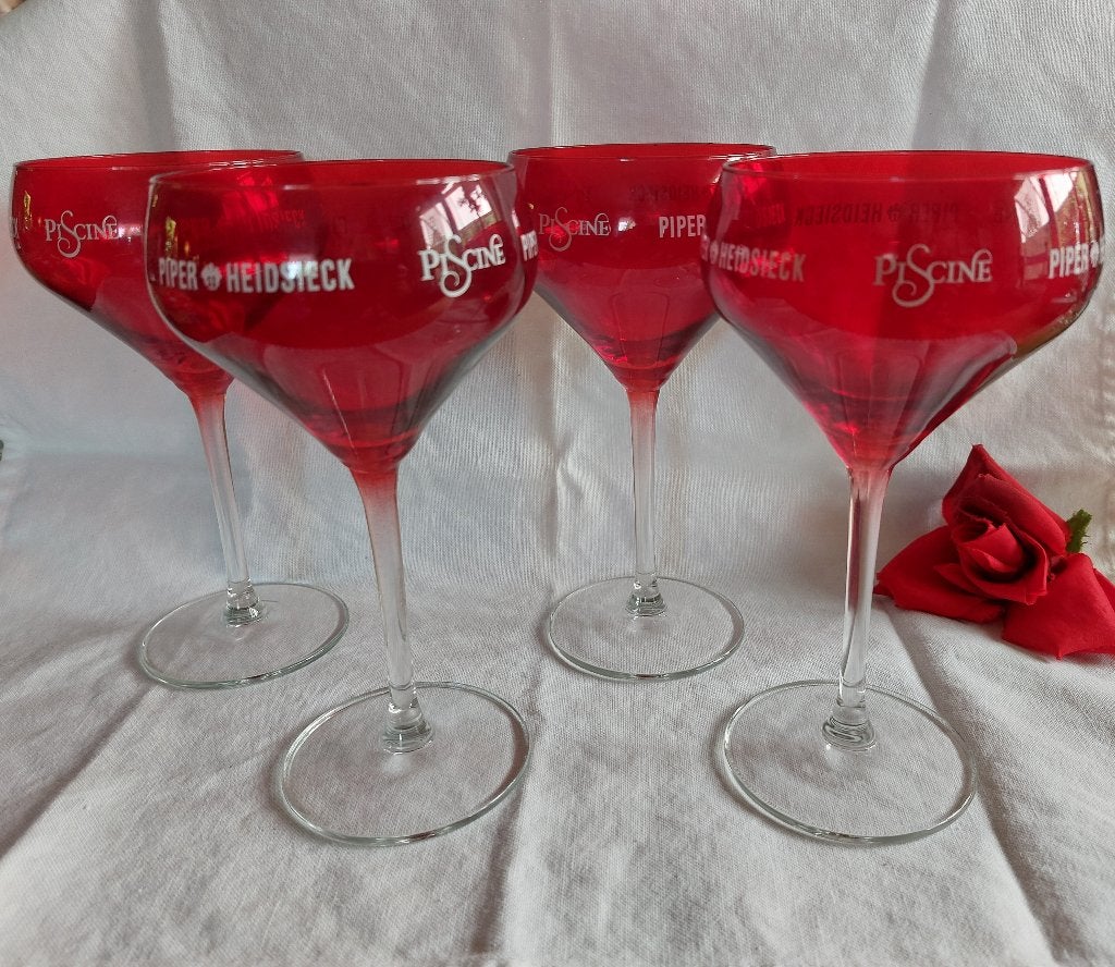 Piper Heidsieck | 4 Franse champagneglazen jaren '80, Verzamelen, Glas en Borrelglaasjes, Ophalen of Verzenden, Zo goed als nieuw