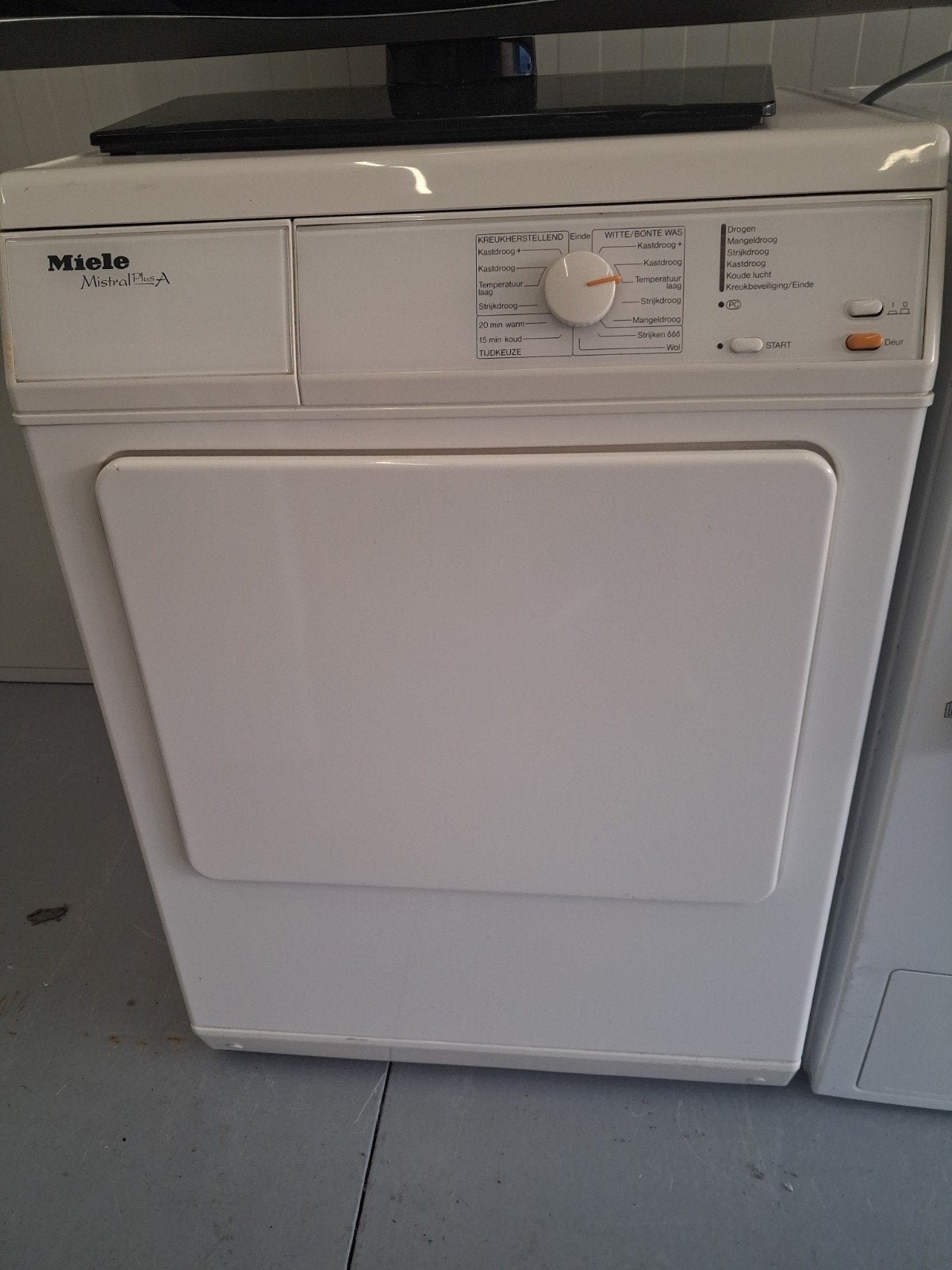 Miele Mistral Plus A wasdroger - Goede staat, Witgoed en Apparatuur, 6 tot 8 kg, Gebruikt, Luchtafvoer, Ophalen of Verzenden
